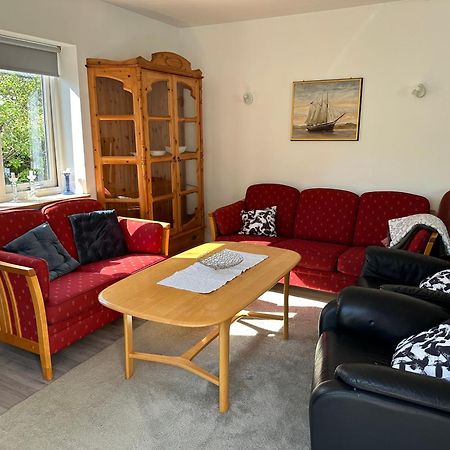 Mandal Apartment Mit Moeglichkeit Ein Boot Zu Benutzen Und Angeln Exteriör bild